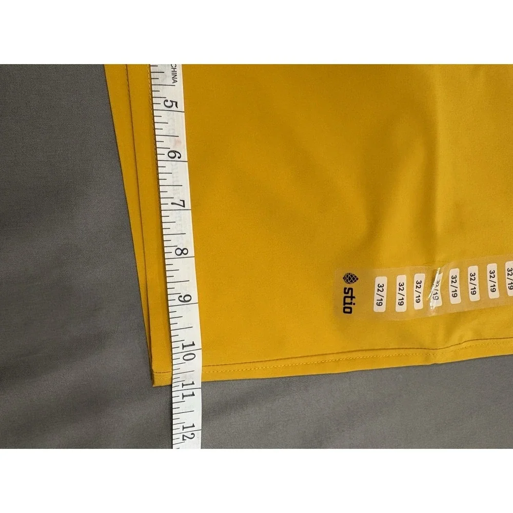 Stio Board Shorts Men's 32 Yellow (Pollen) Quick Dry Swim Outdoor